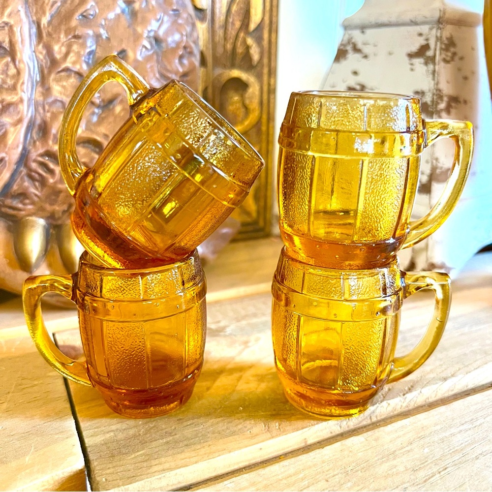 Vintage Barware Set of 2 Whiskey Barrel Amber Shot Glasses